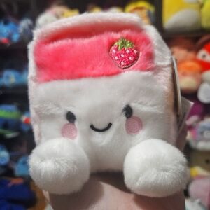 NWT Fresa Strawberry Milk 5” Palm Pals Cravings Plush 🍓 🥛